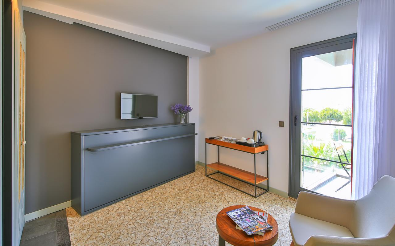 Amare Cesme Hotel Exterior foto